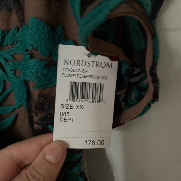 NWT Harlyn Sequin Embroidered Puff Sleeve Cocktail Dress - Picture 7 of 7